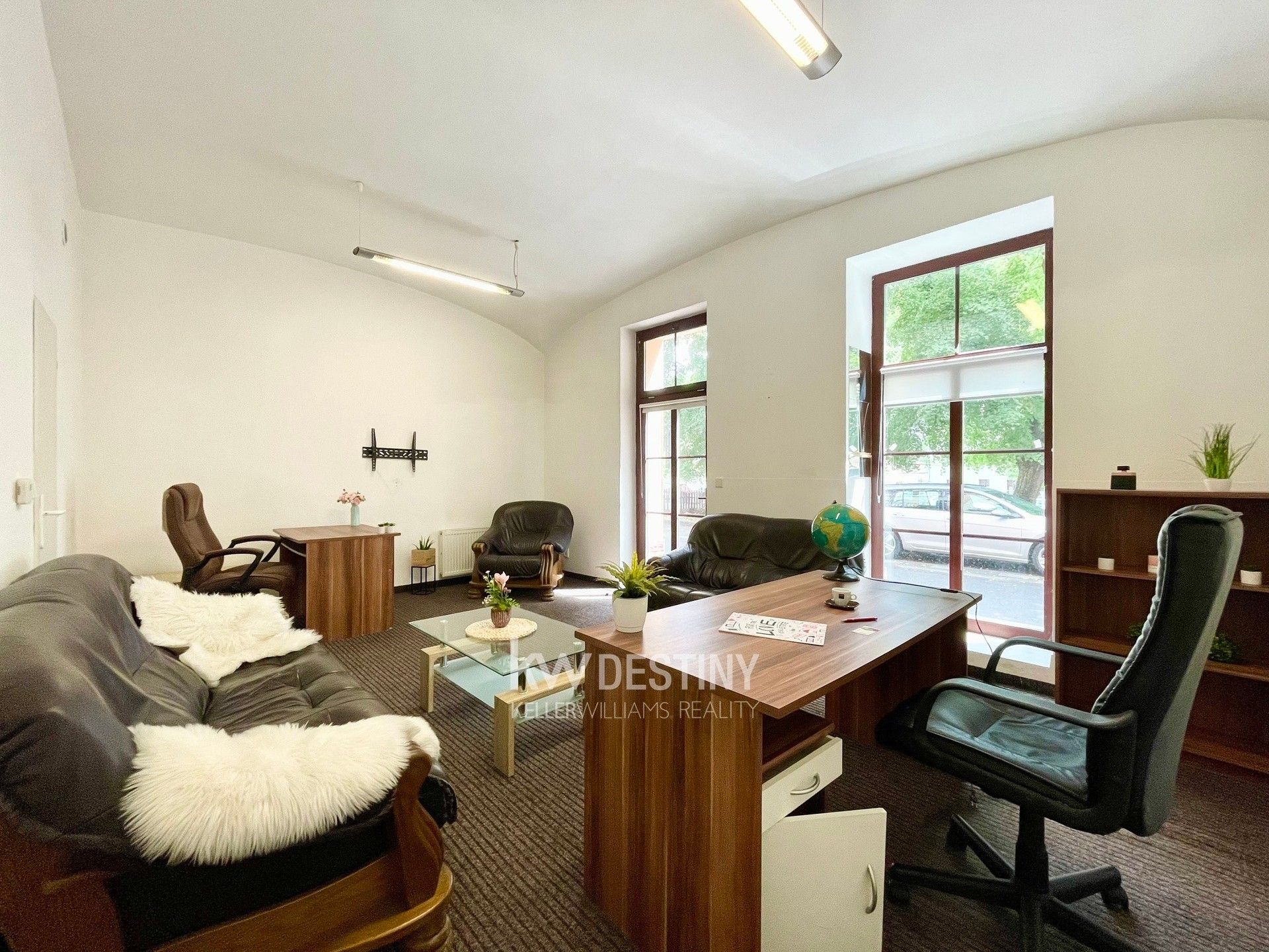 Pronájem kancelář - U Kamenných lázní, Teplice, 37 m²