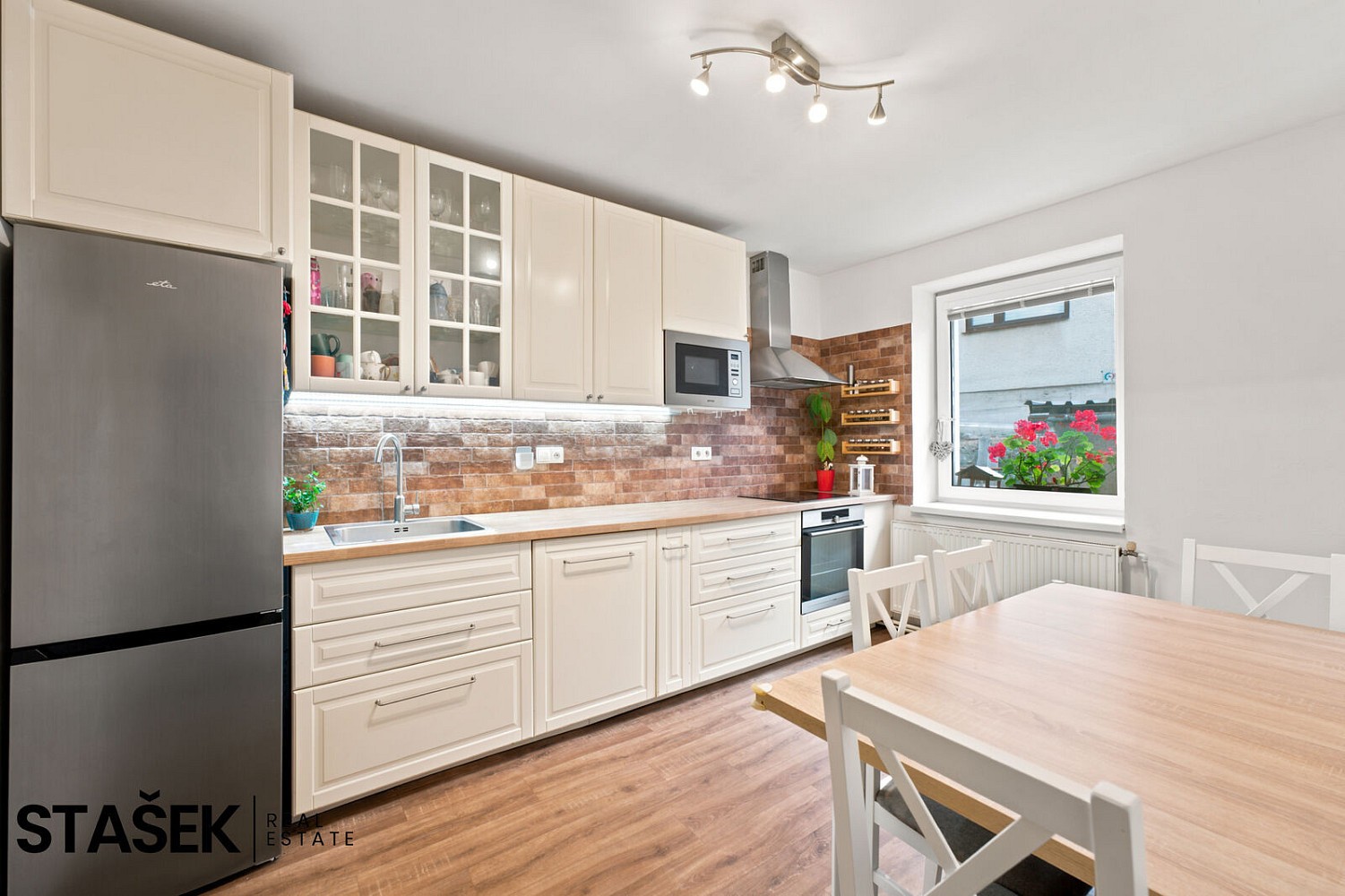 Byt 3+1 · 72 m² · Třešňovecká, Lanškroun - Lanškroun-Vnitřní Město, okres Ústí nad Orlicí - 3