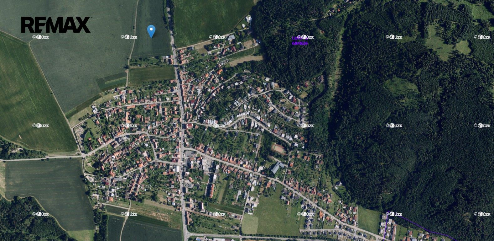Pozemek pro bydlení, 1 067 m²