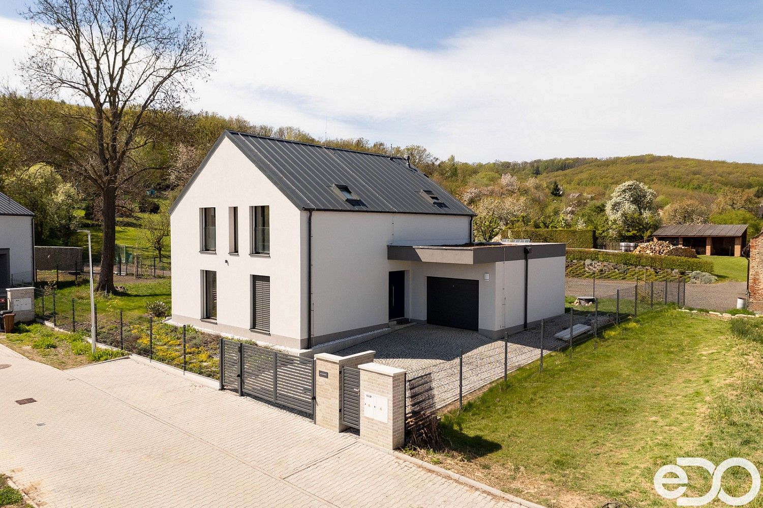 Rodinné domy, Mladá Boleslav - Jemníky, Středočeský kraj, 184 m² - 1