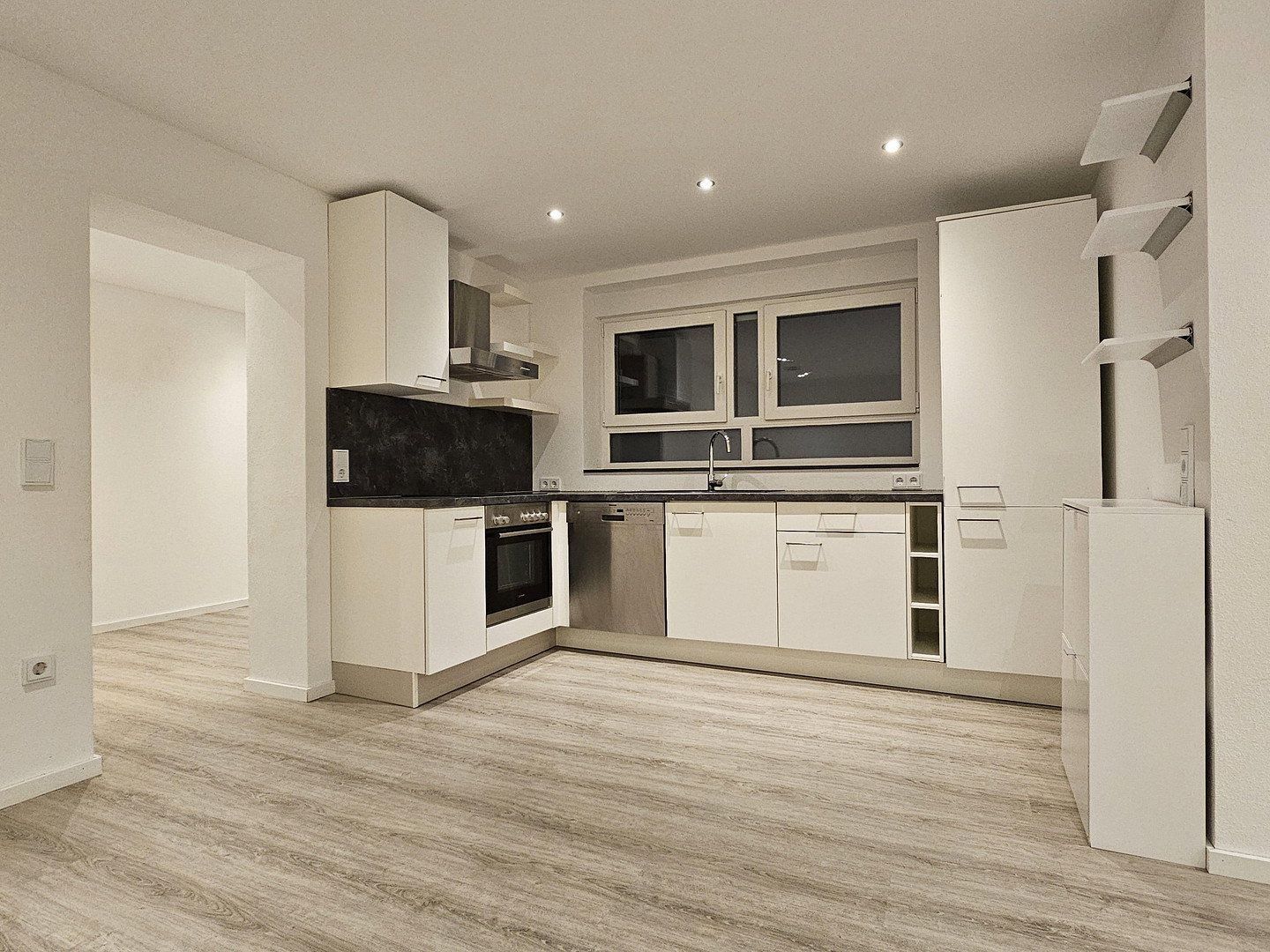 4+1, , Bádensko-Württembersko, 95 m² - 2