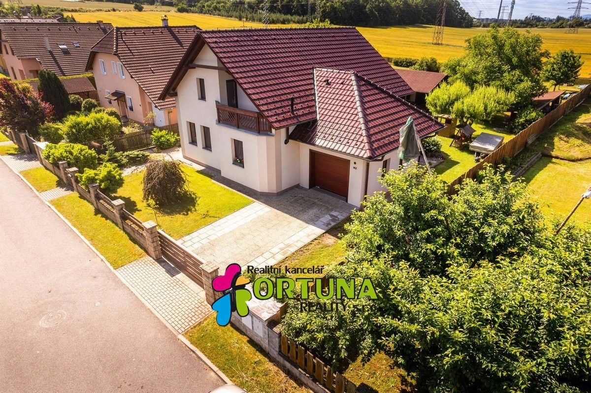 Prodej rodinný dům - Úsilné, 159 m²