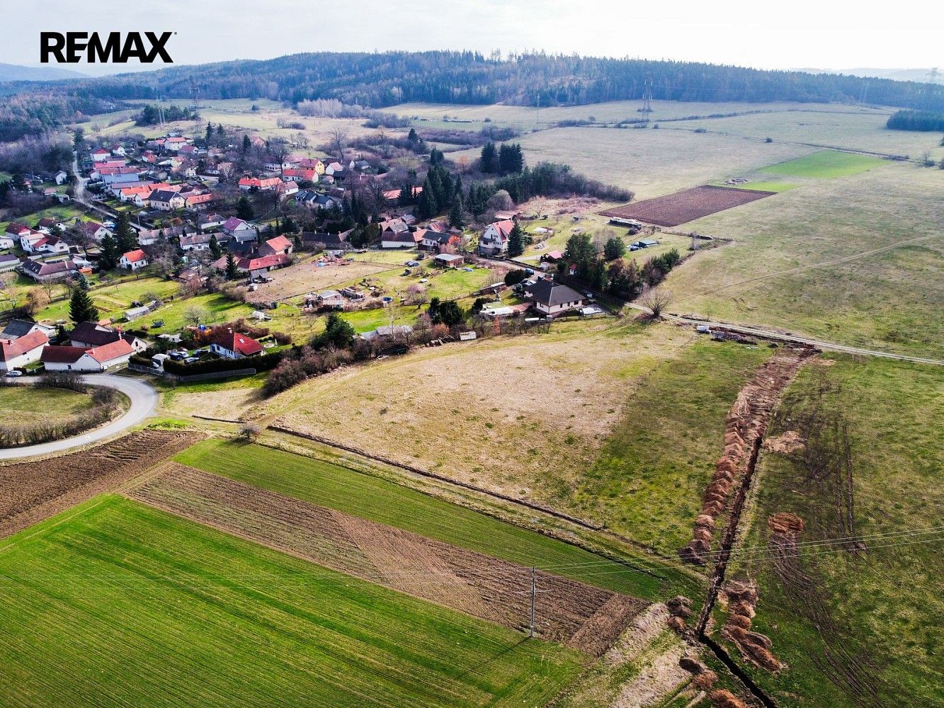 Pozemek pro bydlení, 2 388 m²