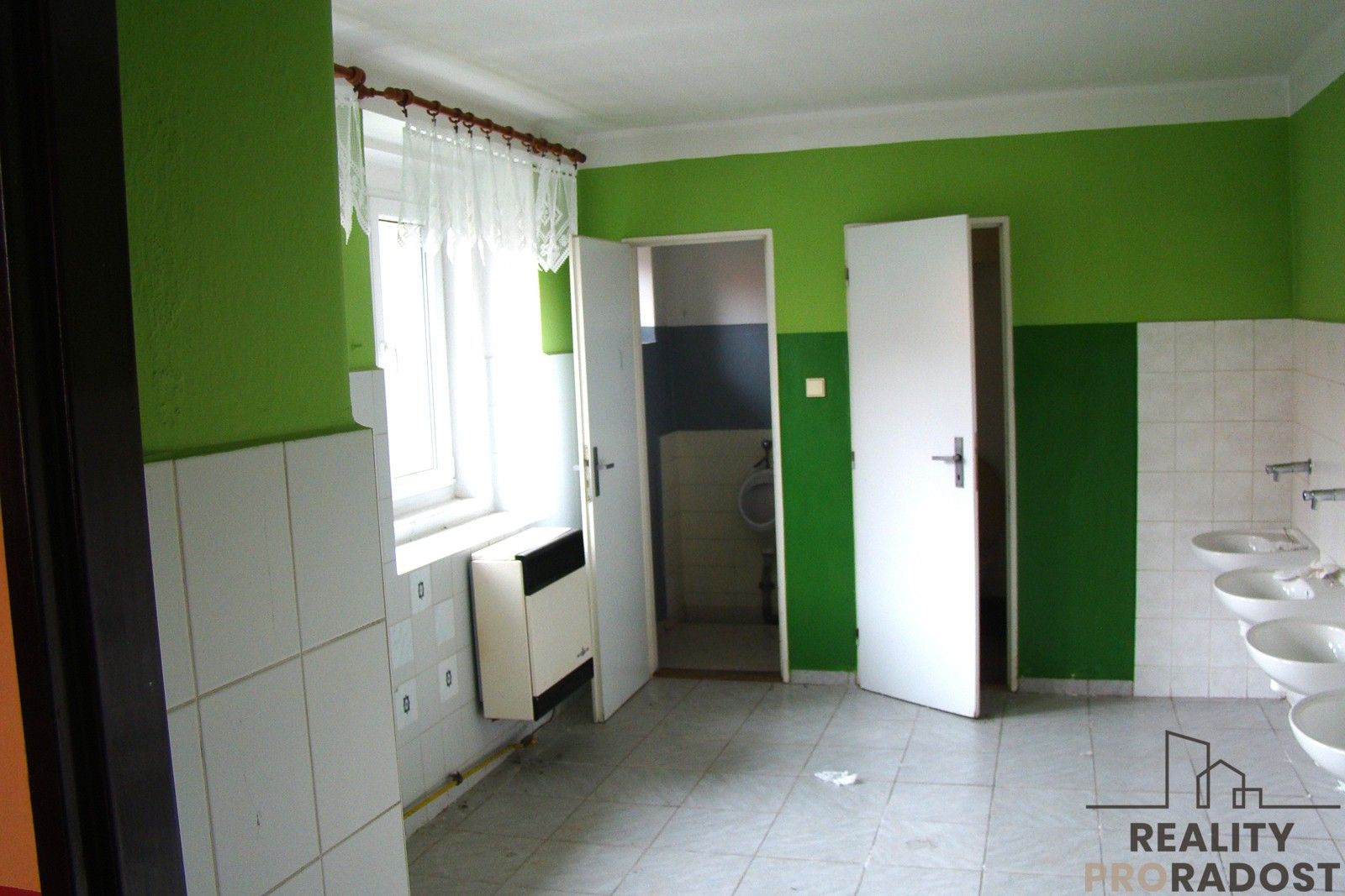 Pronájem komerční - Jiráskova, Smečno, 270 m² - 5