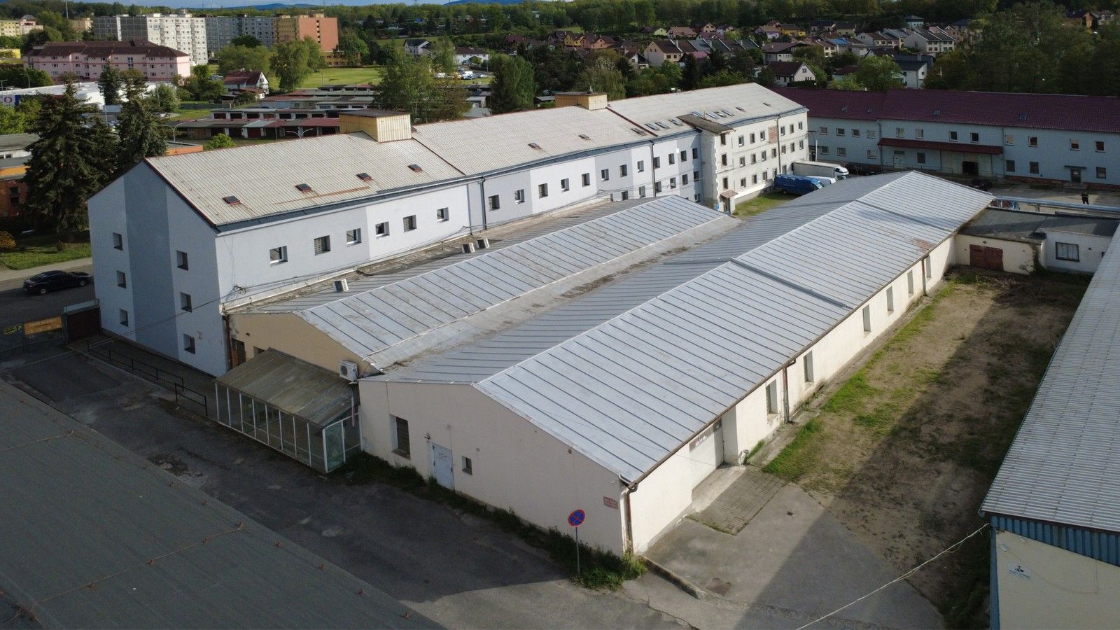 Sklady, Tovární 223, Chodov, 720 m²