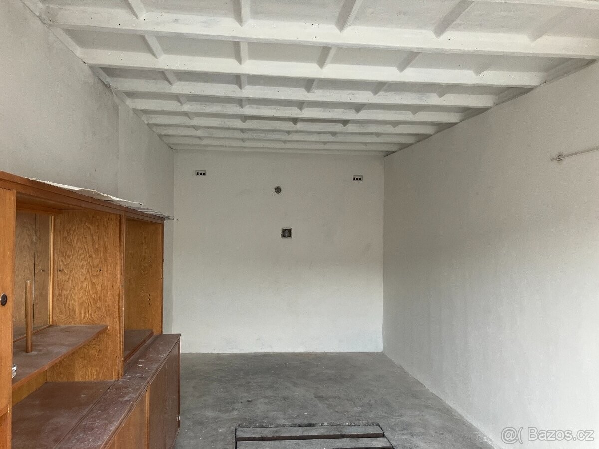 Garáž · Prostějov, 796 01 - 4