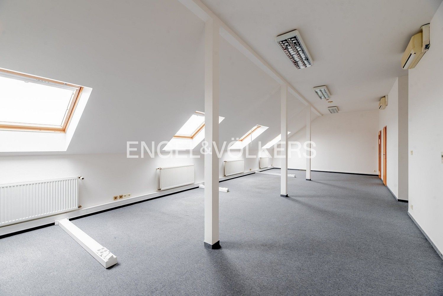 Kancelář · 132 m² · Praha - Žižkov, okres Praha 3, Hlavní město Praha - 3