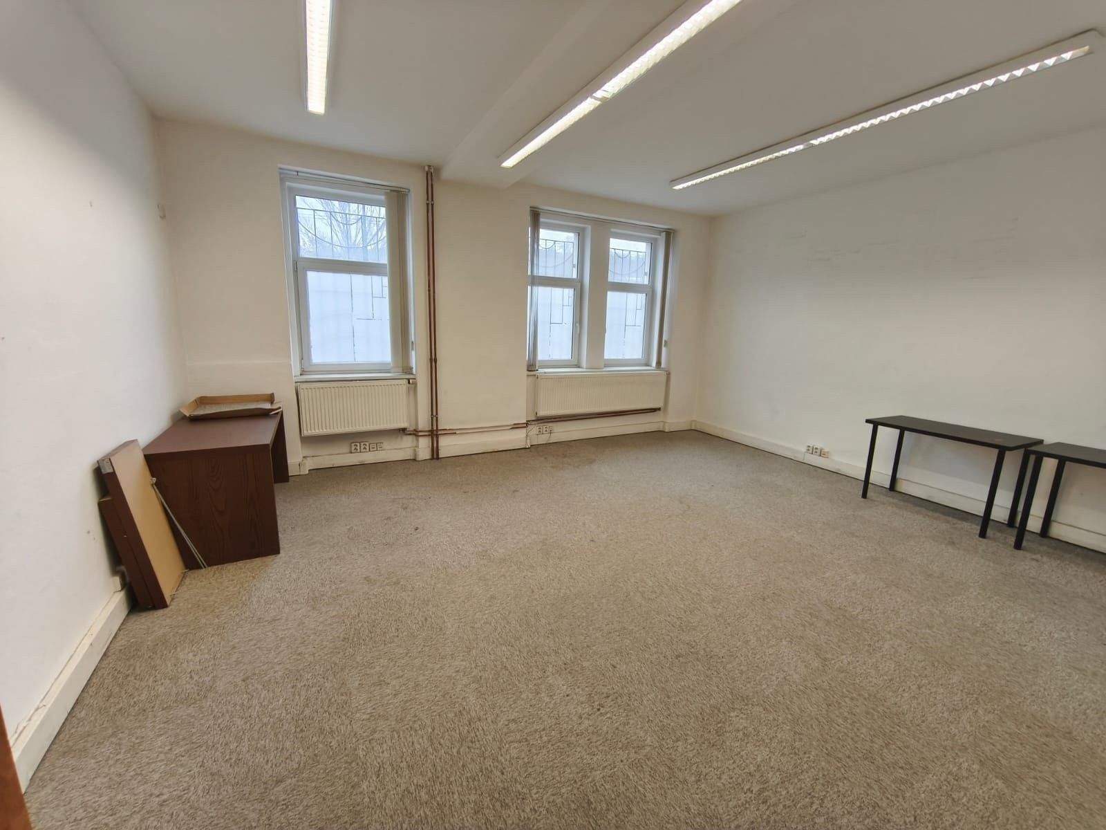 Pronájem kancelář - Prosecká, Praha, 31 m²