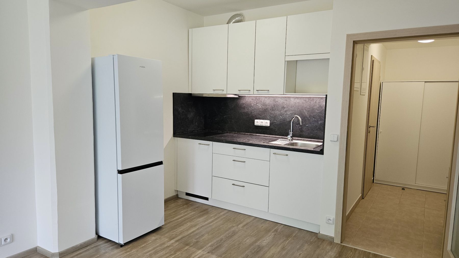 1+kk, Sinkulova, Praha - Podolí, 30 m² - 1