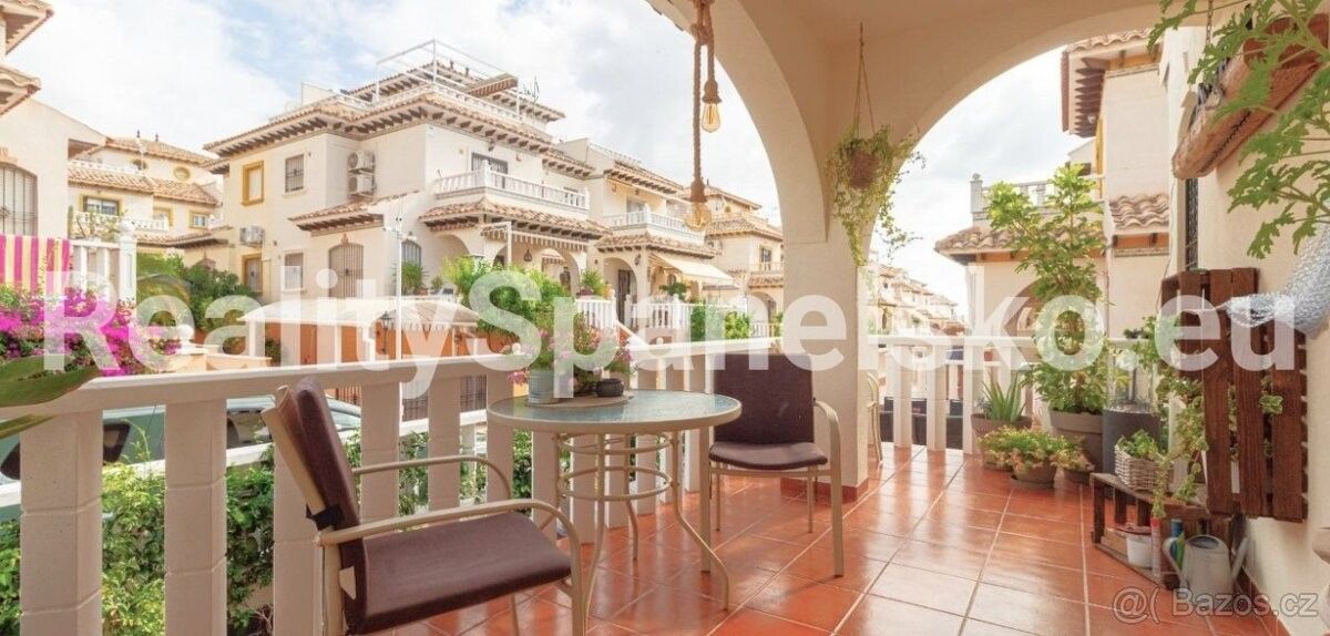 Byty, 987 66, Zahraničí