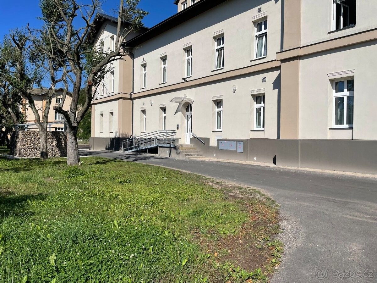 Byty, Chomutov, 430 03 - 1