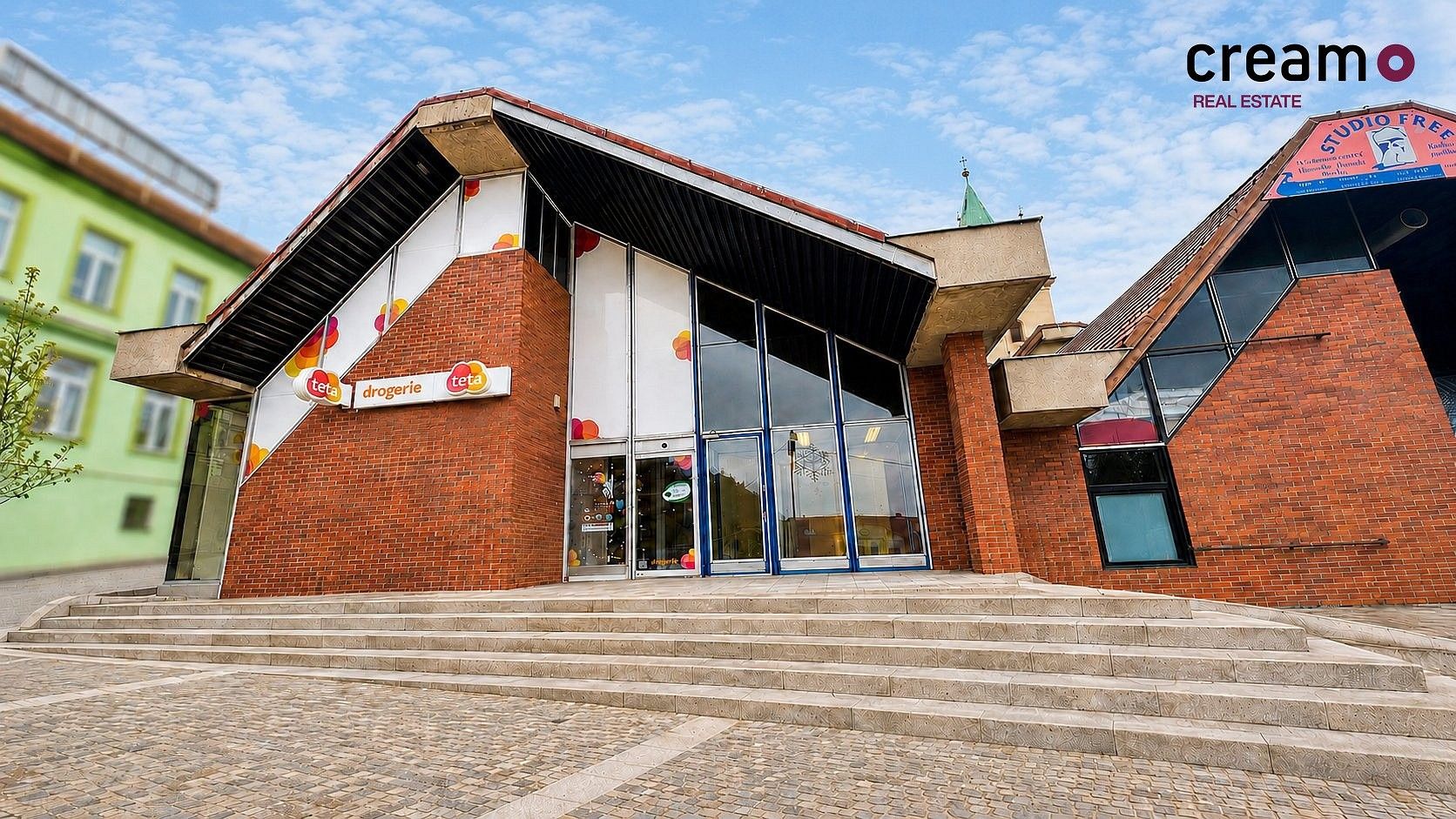 Obchodní prostory, nám. Míru, Tišnov, okres Brno-venkov, 84 m² - 2