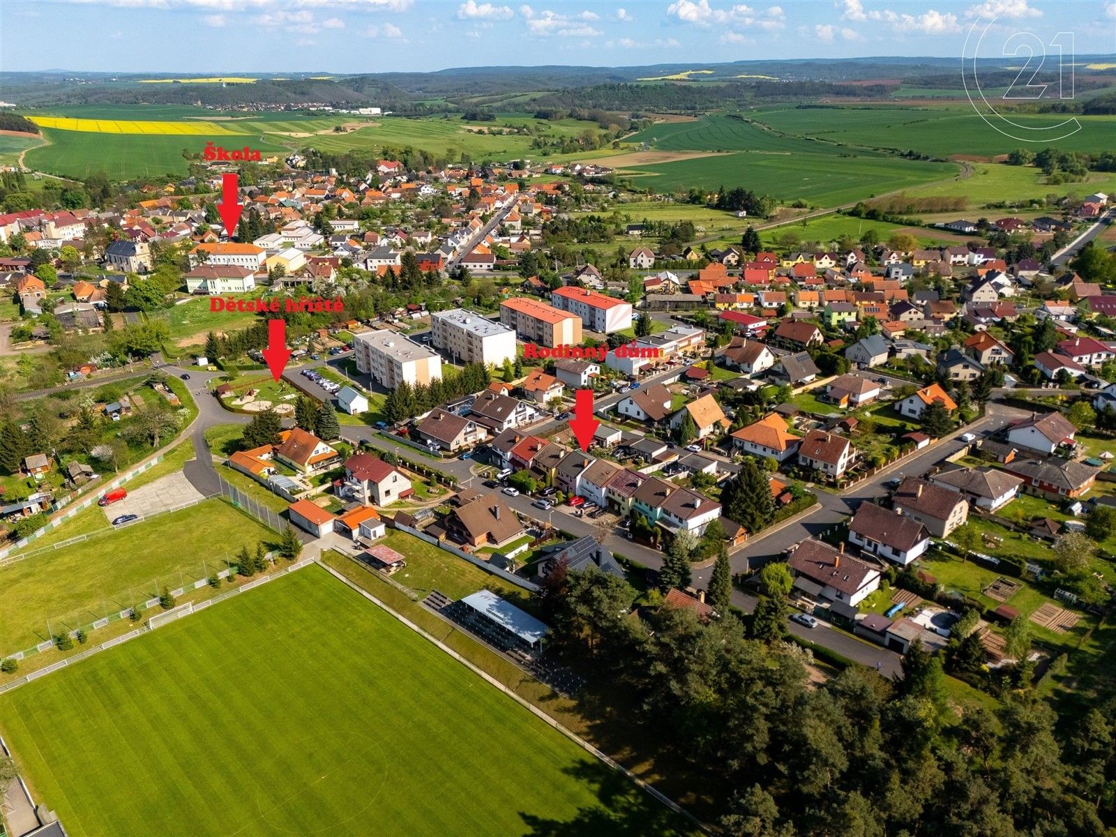 Prodej rodinný dům - Na Hůrce, Vroutek, 140 m²