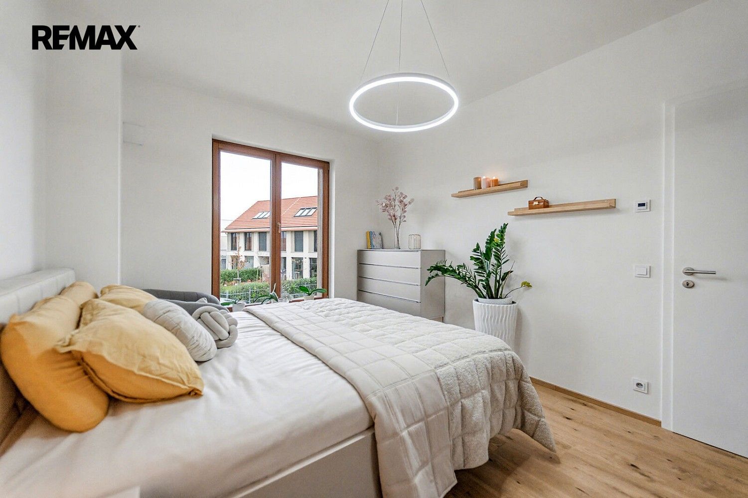 Prodej byt 3+kk - Ke Tvrzi, Praha 10 - Královice, 84 m² - 5
