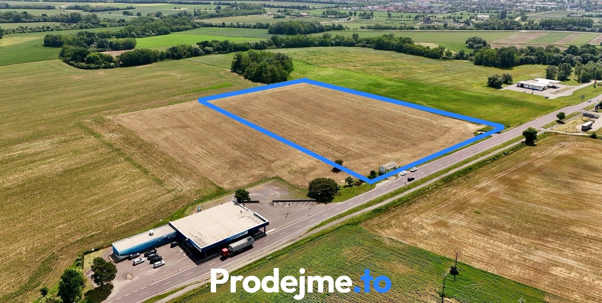 Komerční pozemky, Hevlín, 35 000 m² - 2