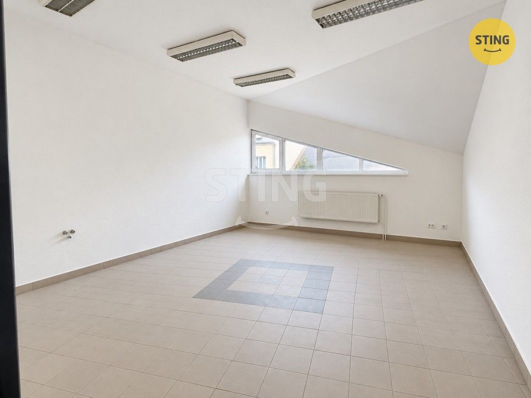 Komerční nemovitost · 452 m² · Poštovní  , Třinec - 4