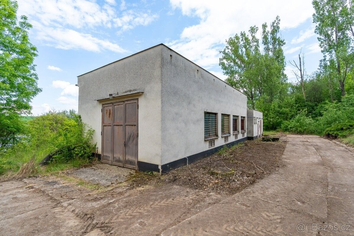 Nemovitost · Hluk, 687 25 - 4
