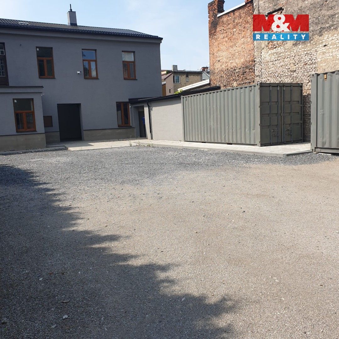 Pronájem obchodní prostory - Šalounova, Ostrava, 200 m²