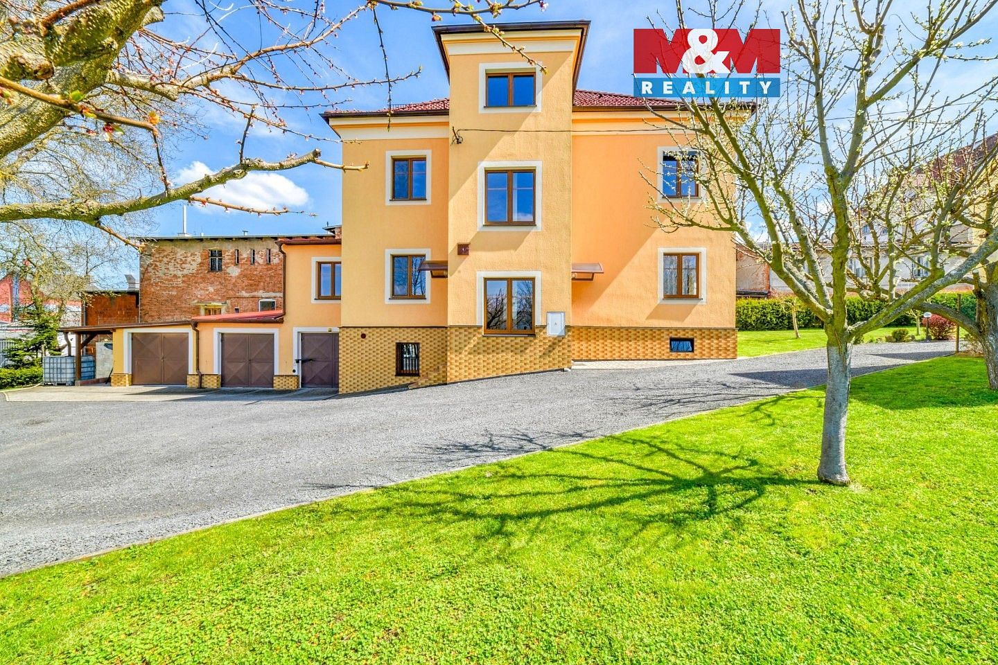 Rodinné domy, Cheb, Karlovarský kraj, 248 m² - 1