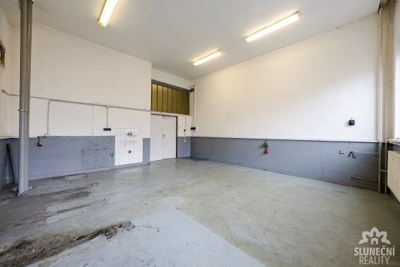 Pronájem sklad - Uherský Brod, 688 01