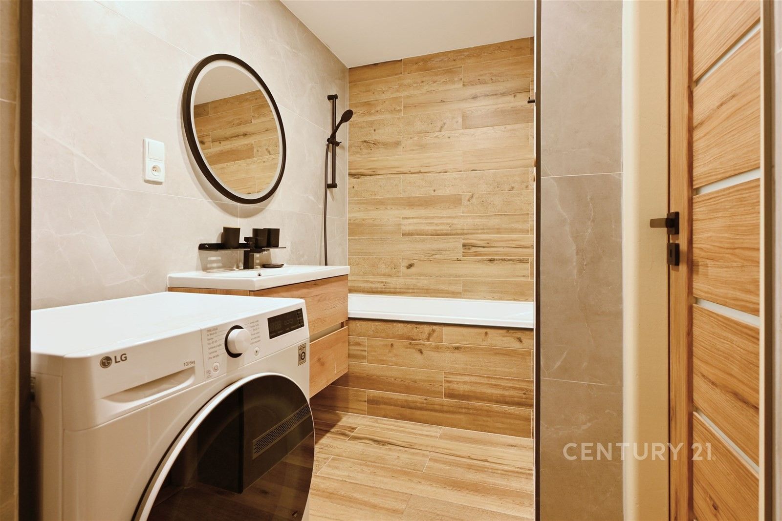 Byt 2+1 · 58 m² · Buzulucká 323, Teplice Řetenice - 3