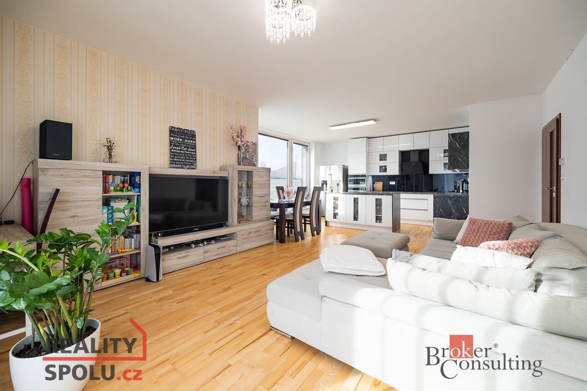 Prodej byt 3+kk - Čechova, Poděbrady, 86 m²