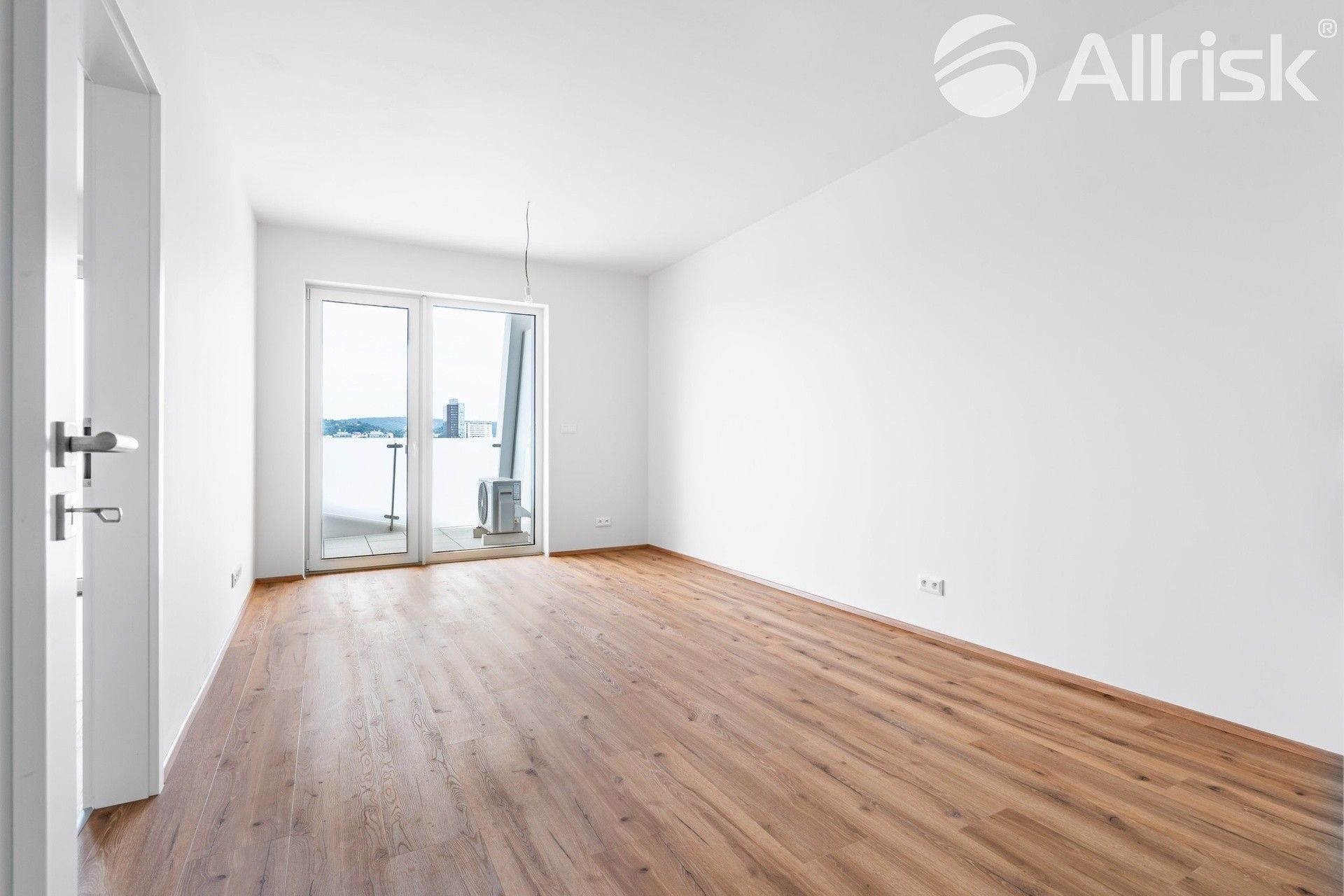 Pronájem byt 2+kk - Komárovská, Brno, 48 m²