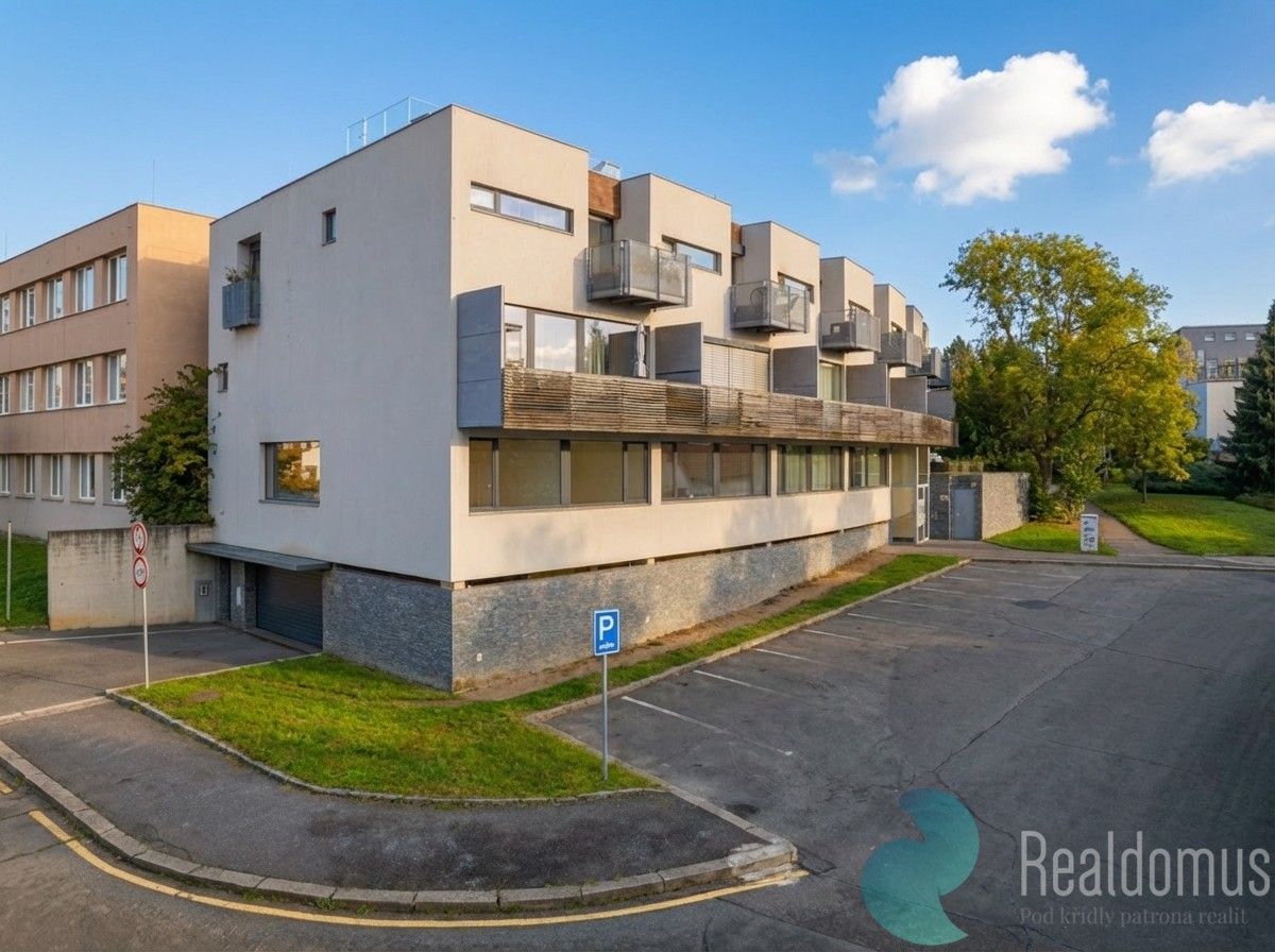 3+kk, Pod průsekem, Praha, 65 m²