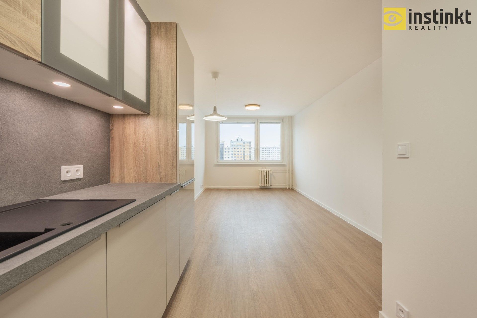 Pronájem byt 2+kk - Petržílkova, Praha, 43 m²