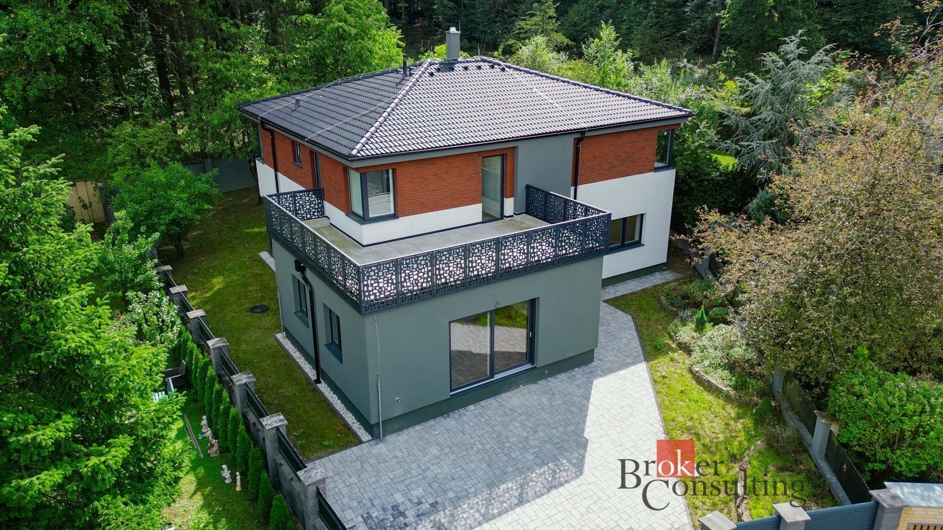 Vily, Borůvková, Plzeň, 316 m² - 1