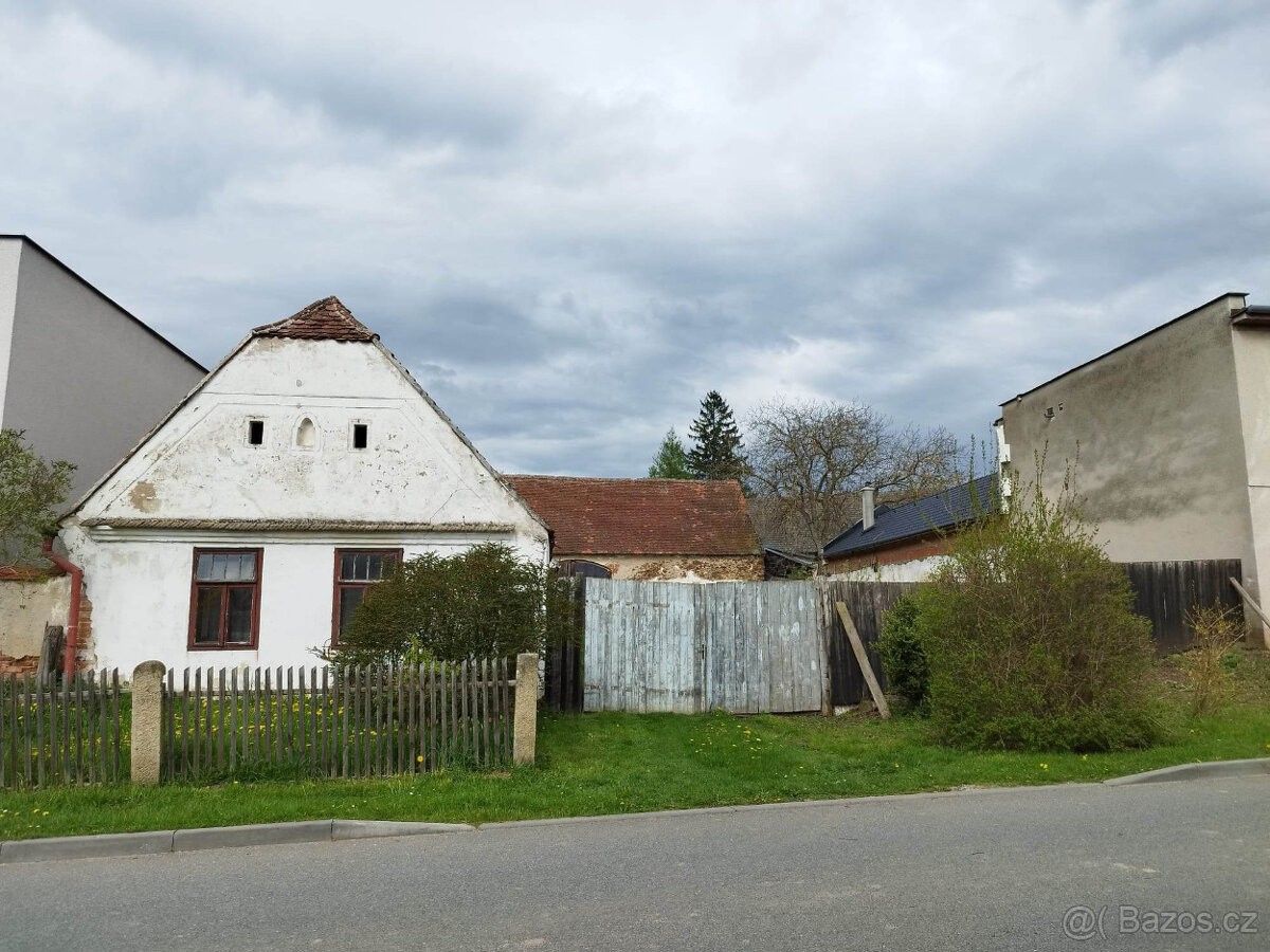 Chaty, Třebíč, 674 01, 2 199 m²
