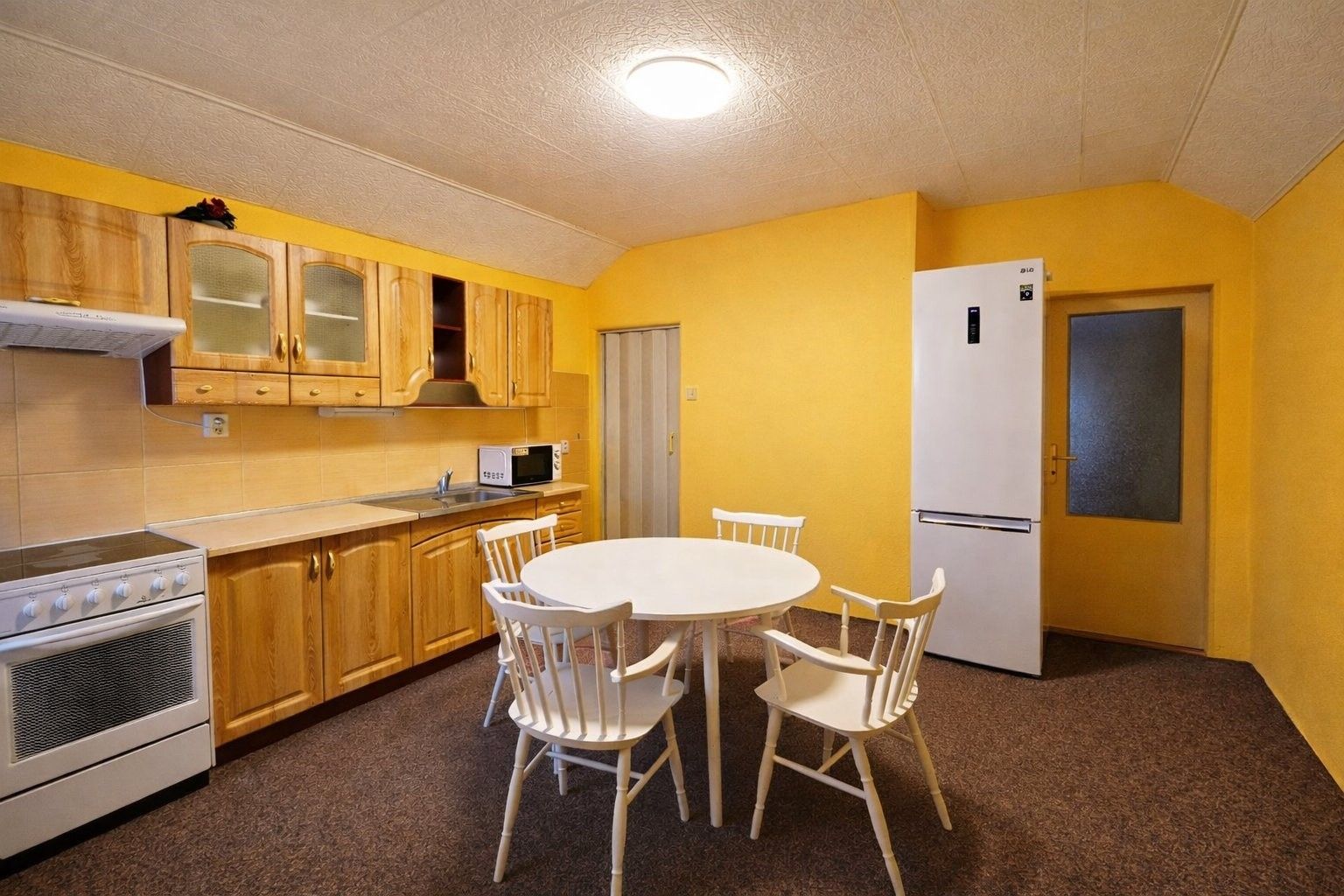 1+1, Kostelec nad Labem, 49 m²