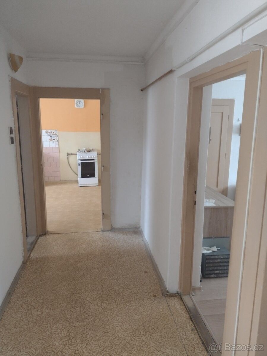 Prodej byt - Ostrov nad Ohří, 363 01