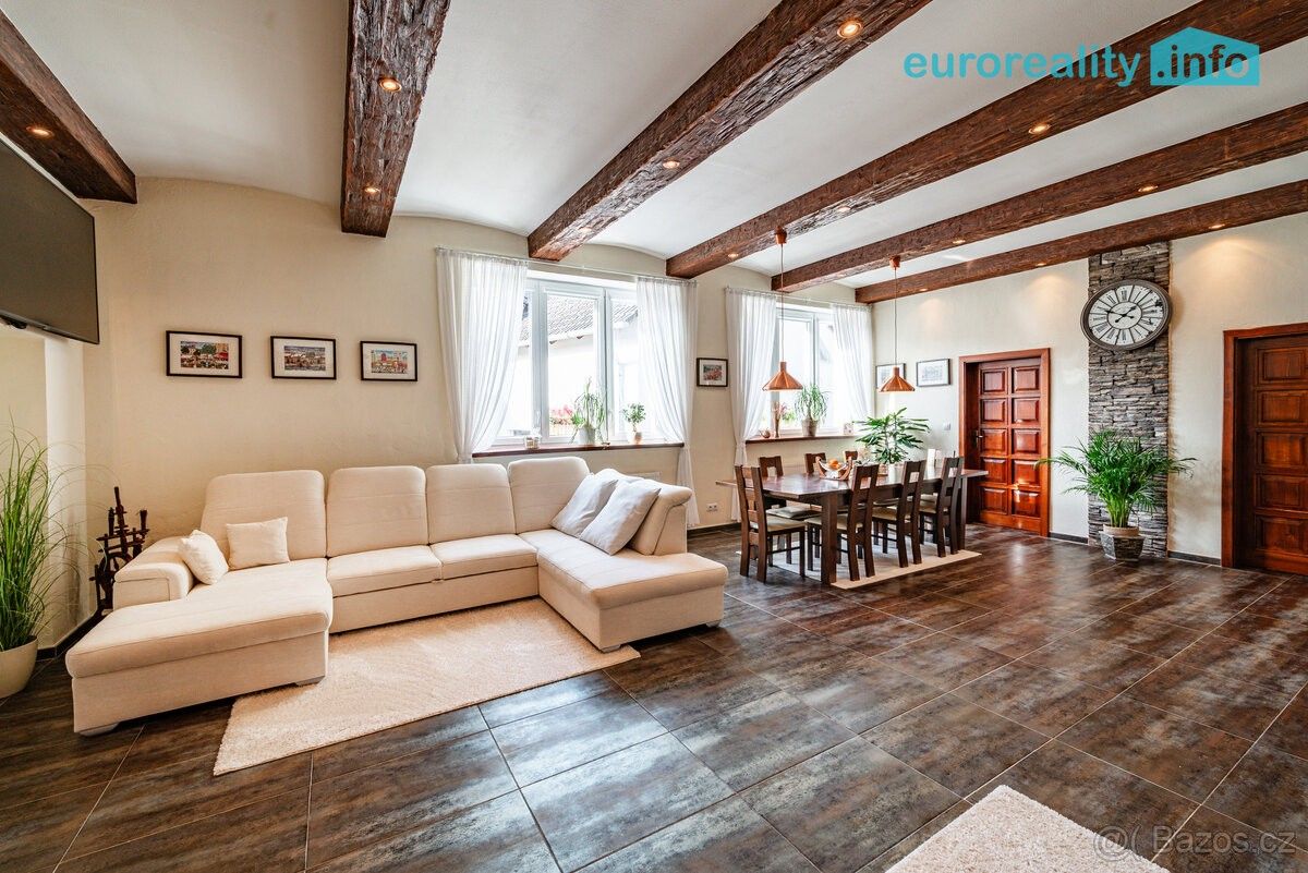 Prodej rodinný dům - Chodová Planá, 348 13