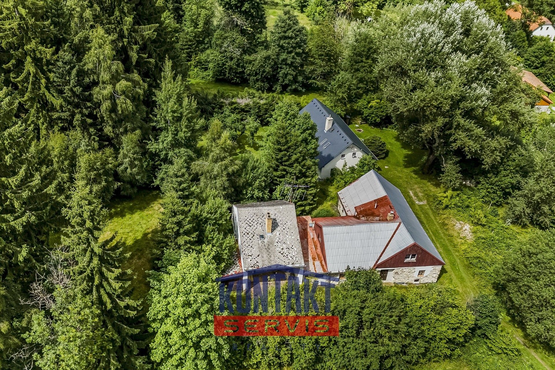 Prodej rodinný dům - Hojná Voda, Horní Stropnice, 550 m²