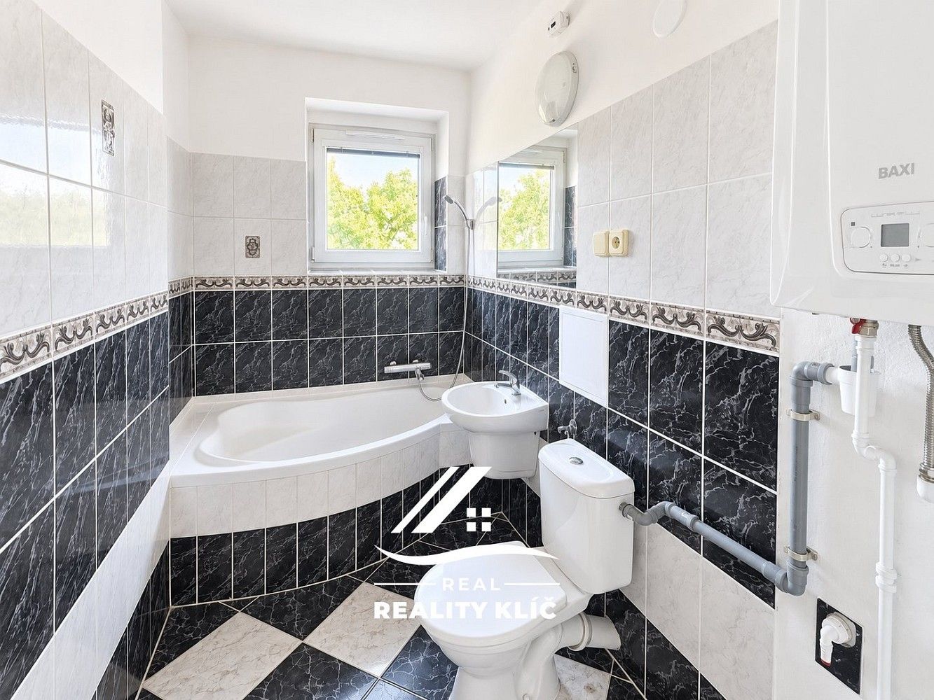 2+1, Boženy Němcové, Hlučín, okres Opava, 55 m² - 1