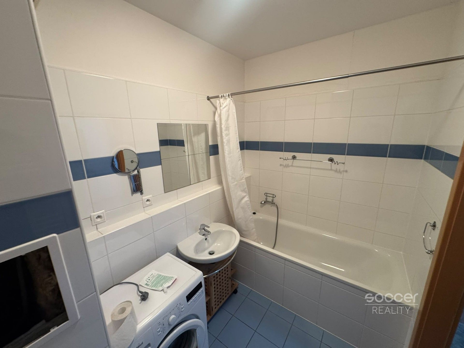 Prodej byt 2+kk - Saturnova, Praha, 56 m² - 5