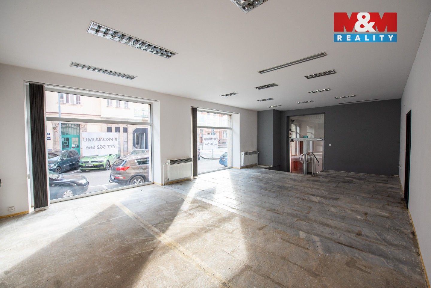 Pronájem kancelář - Šafaříkova, Hradec Králové, 99 m²