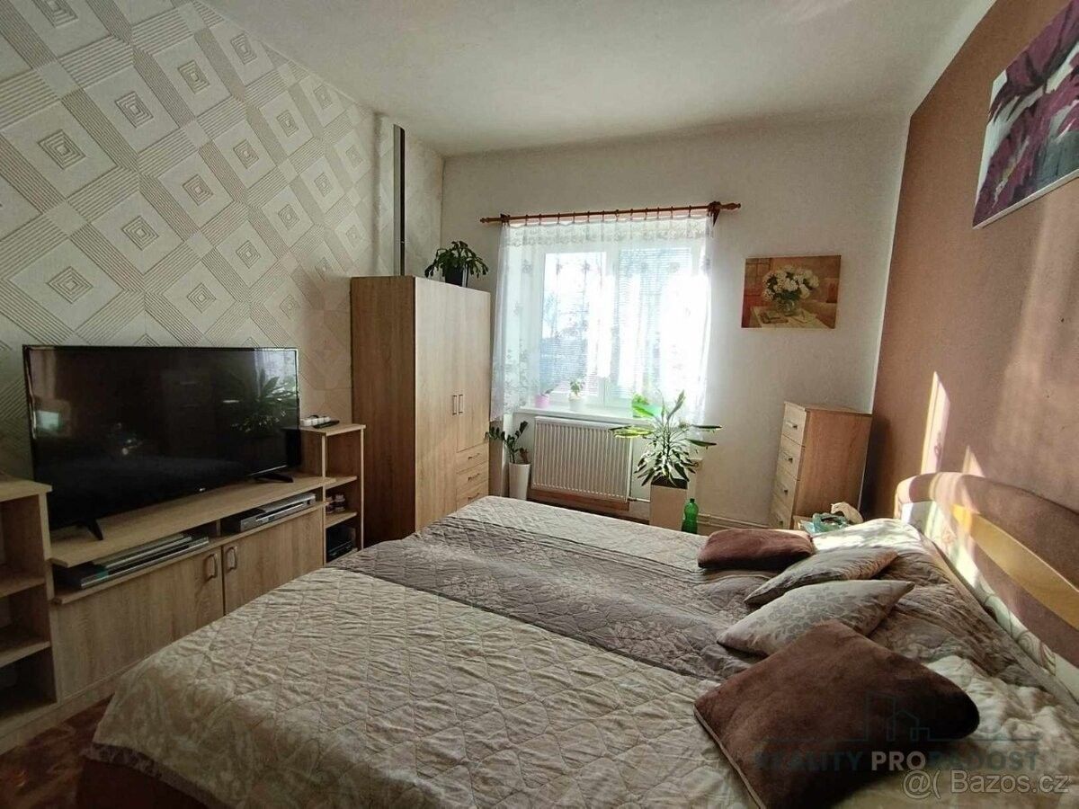 Prodej byt 3+1 - Kunovice, 686 04, 88 m²