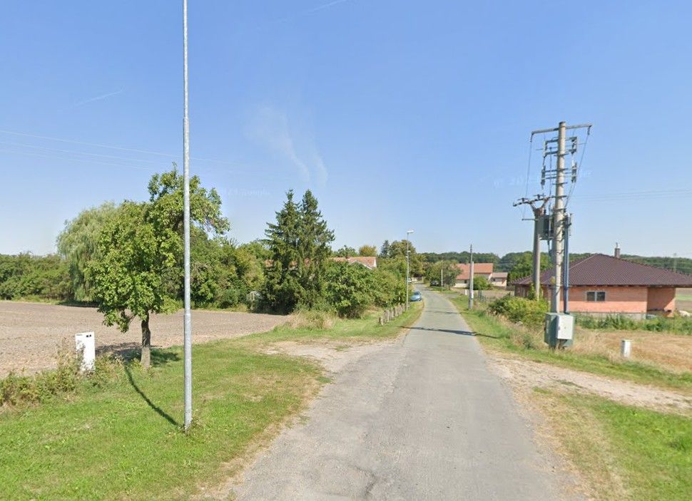 Stavební pozemek, Kolín – další