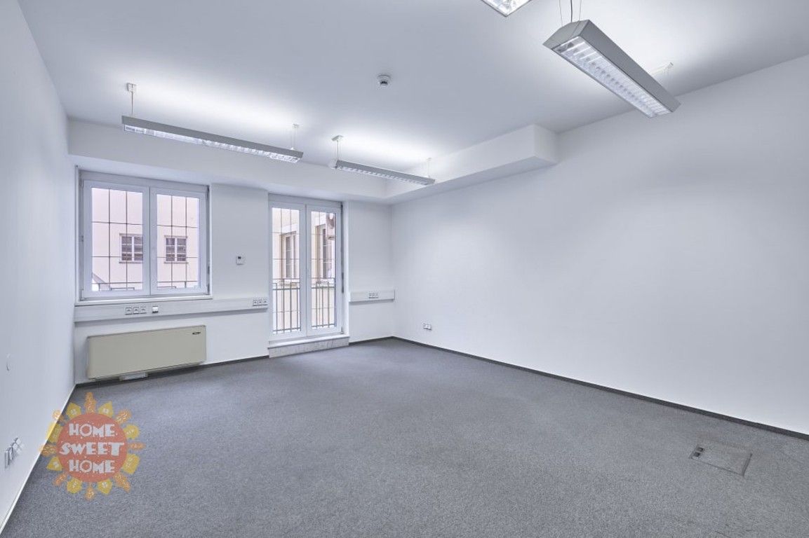 Pronájem kancelář - Soukenická, Praha, 260 m²