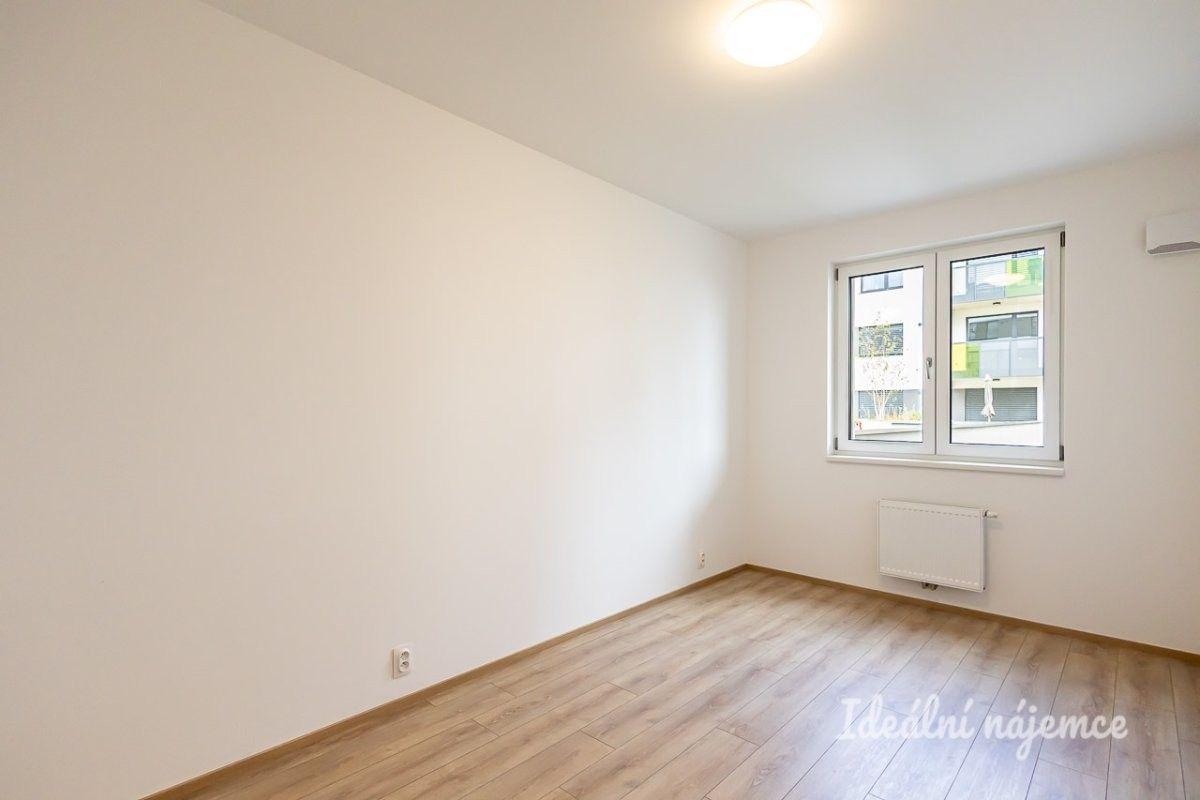 Pronájem byt 2+kk - Praha 11, Praha, 44 m² - 5