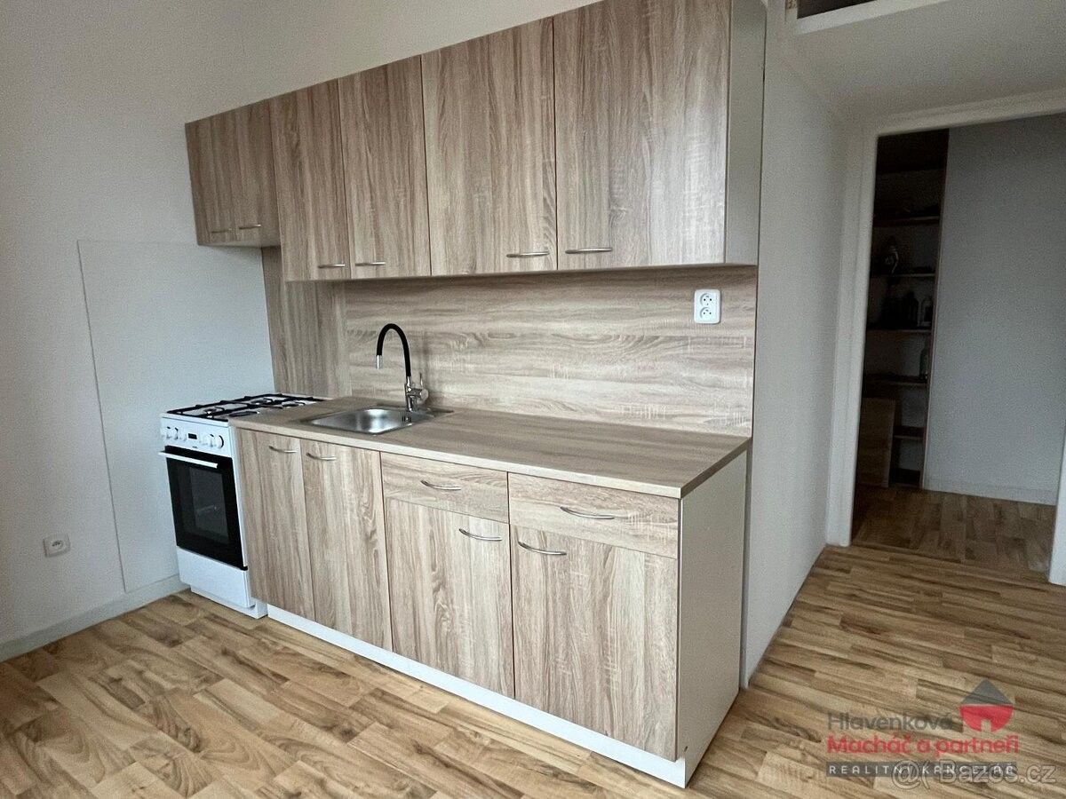 Pronájem byt - Ostrava, 708 00