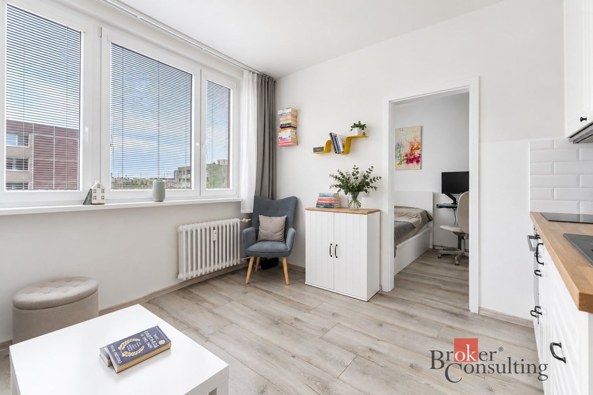 Byt 2+kk · 32 m² · Lamačova, Praha - 3