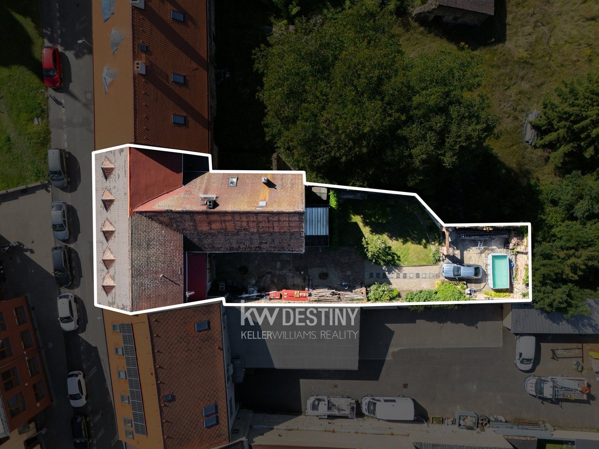 Prodej rodinný dům - Husovo náměstí, Chabařovice, 348 m²