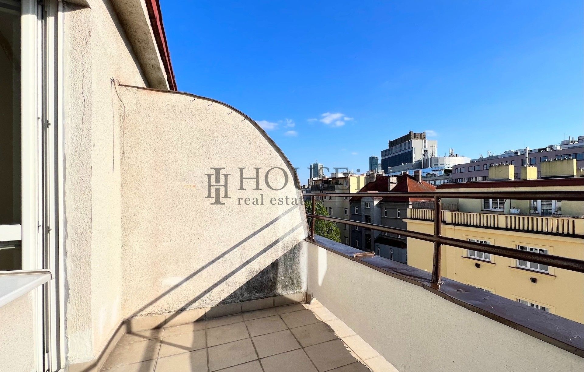 Pronájem byt 2+kk - Bohuslava ze Švamberka, Praha, 35 m²