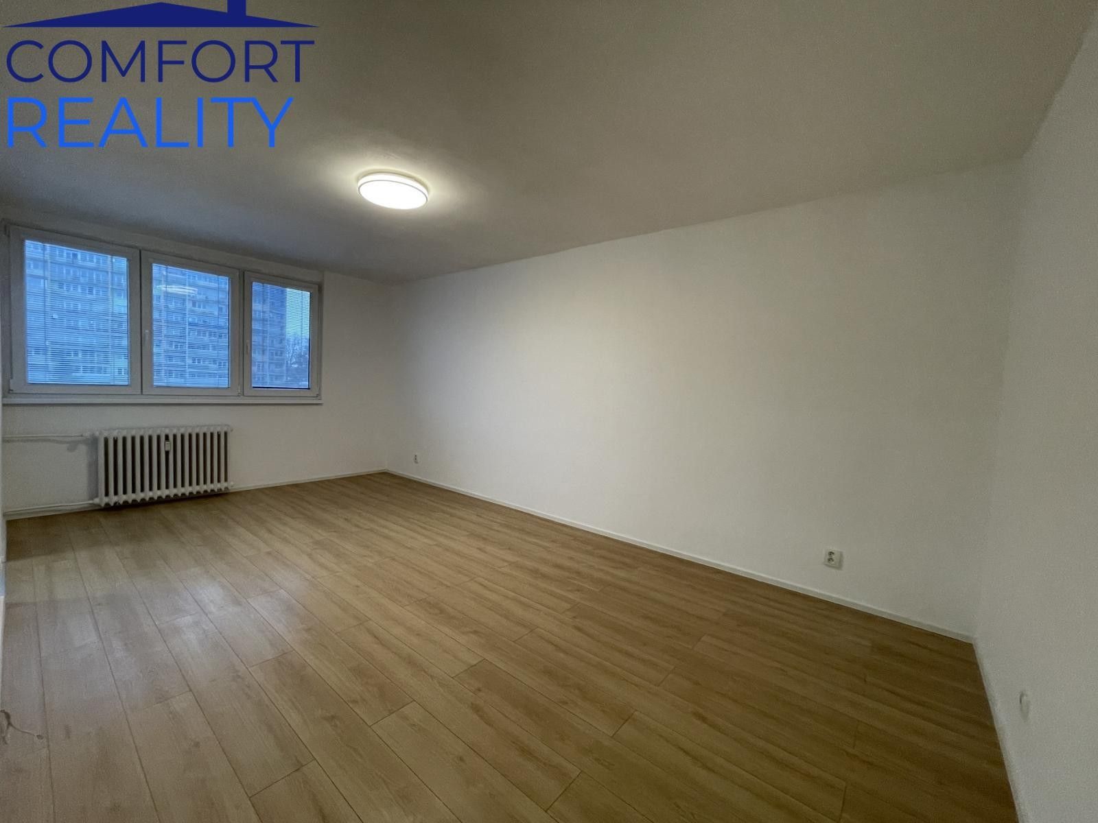 Pronájem byt 2+1 - Holasická, Opava, 57 m²