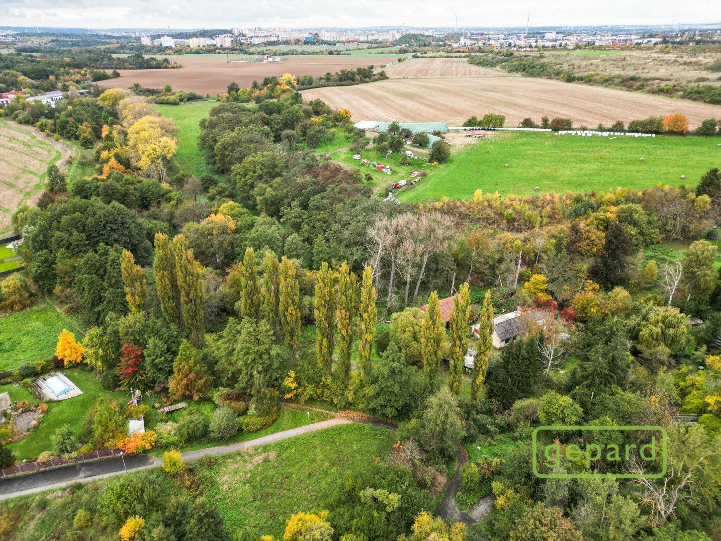 Prodej pozemek pro bydlení - Praha, 4 855 m² - 5