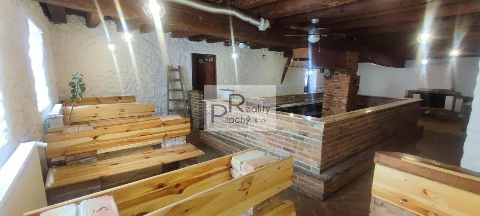 Obchodní prostory · 300 m² · Znojmo - 3