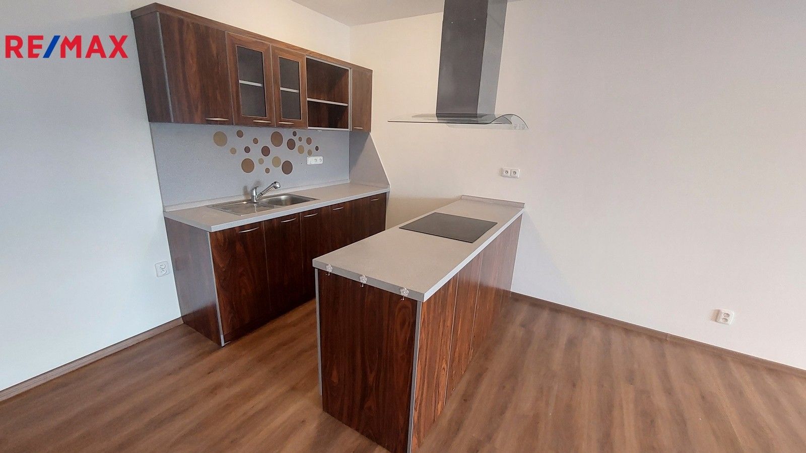 Pronájem byt 1+kk - Polní, Slavkov u Brna, 36 m²